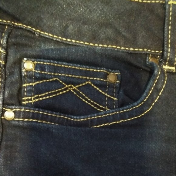 Wind River High Rise Thermal Straight Leg Jeans, Size 8x30 - Picture 5 of 8